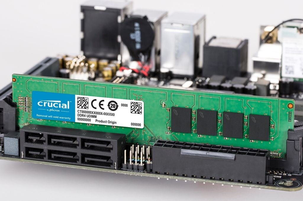 CRUCIAL DDRAM4 8G 3200